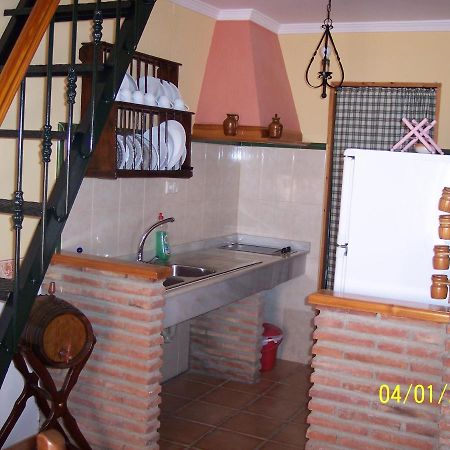 Casa Rural La Rosa De Los Vientos Фуэнте-де-Пьедра Экстерьер фото